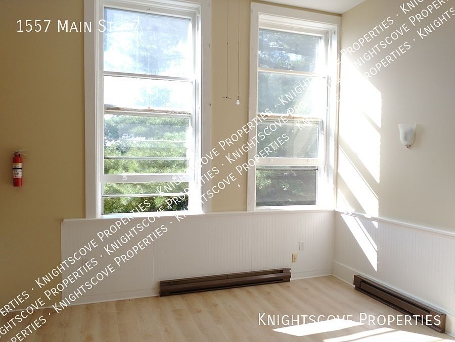 1st image of 1557 Main St APT 7