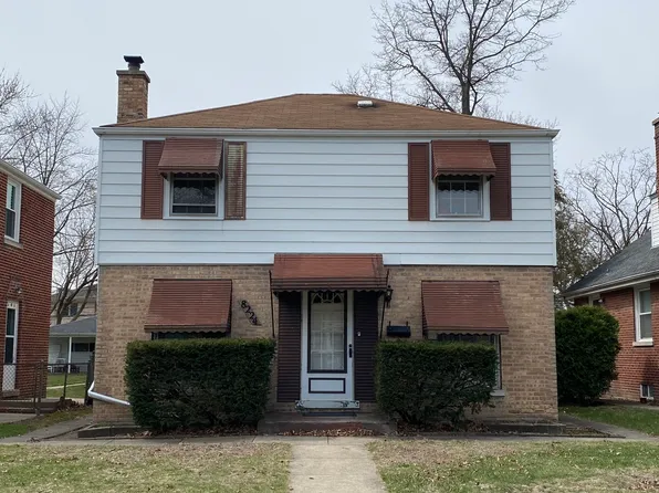 8224 Laramie Ave, Skokie, IL 60077