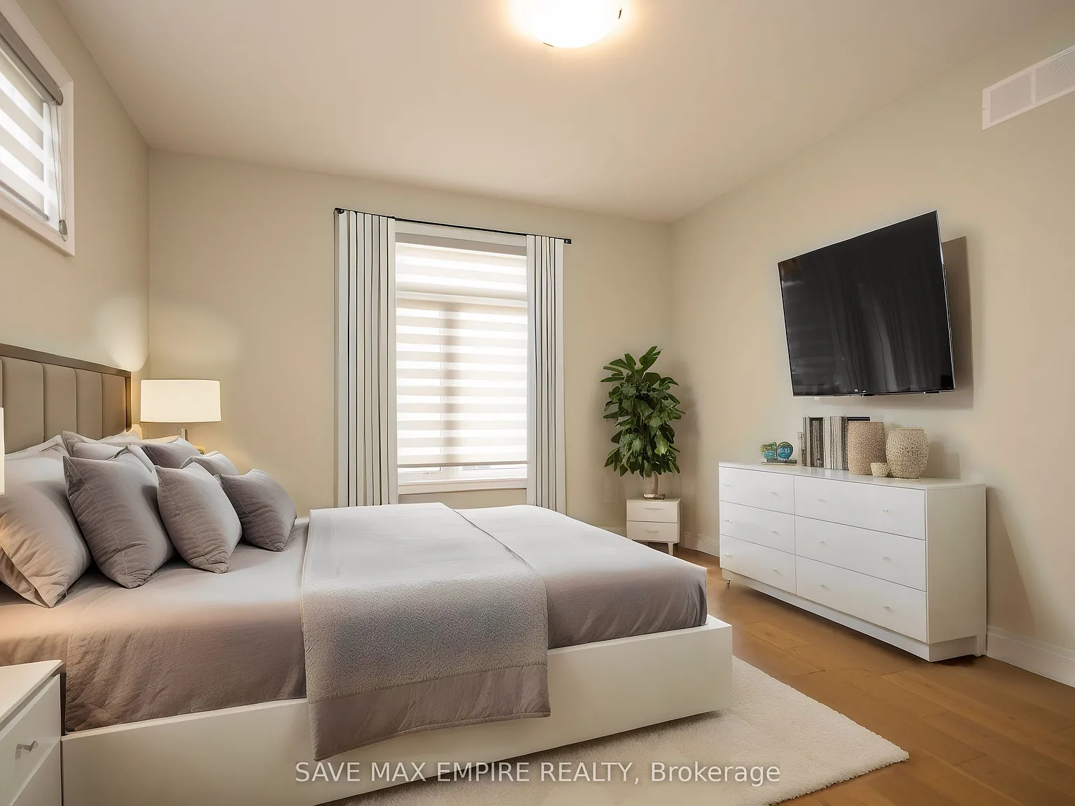 4 bed, $3,000 — Photo 4
