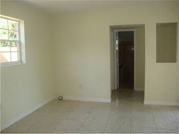 2nd image of 7801 Venetian St