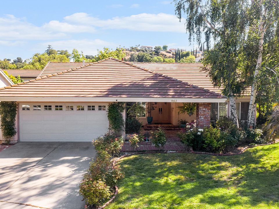1st image of 963 Dunlin Ct