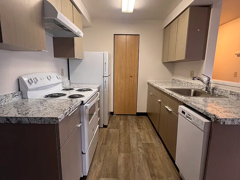 Northbrook Place Apartments — Photo 6