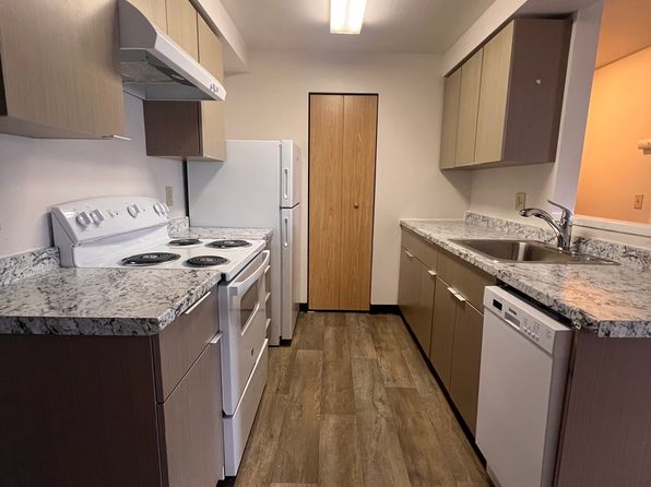 10215 Lake City Way NE APT 401