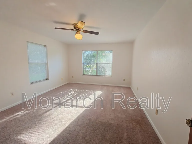 6133 NW 33rd St — Photo 23