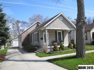 706 Cherry St, Findlay, OH 45840