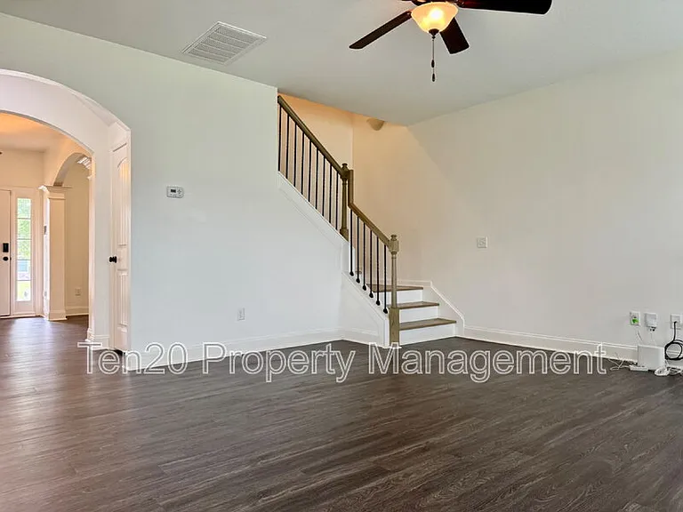 5037 Lexington Ln — Photo 16