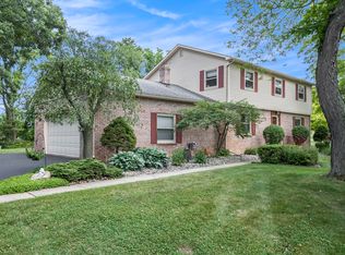 9349 Burning Tree Dr, Grand Blanc, MI 48439