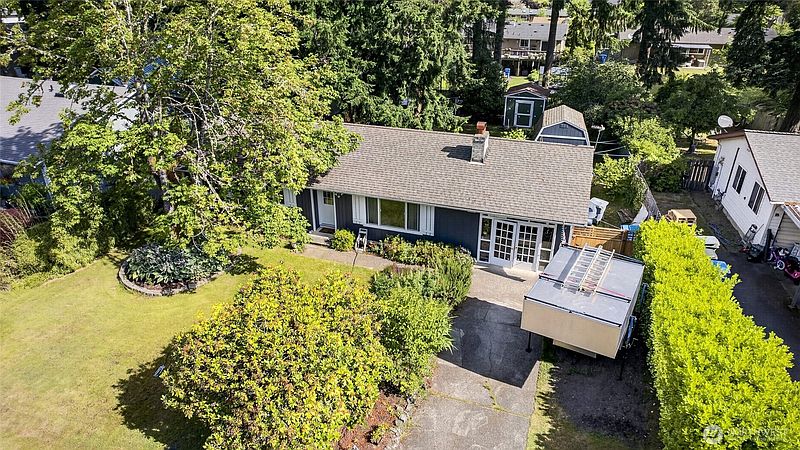 3rd image of 11513 108th Street SW