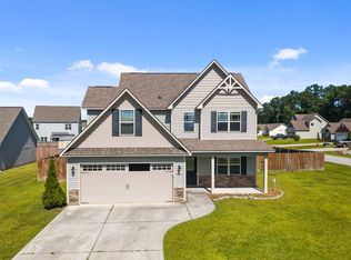 100 Shallow Ct, Sneads Ferry, NC 28460