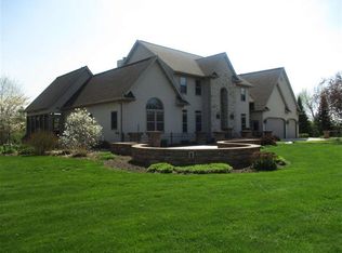 688 Canary Ave, Chilton, WI 53014