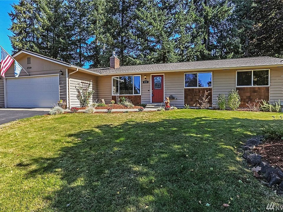 1st image of 3709 Briarwood Dr SE