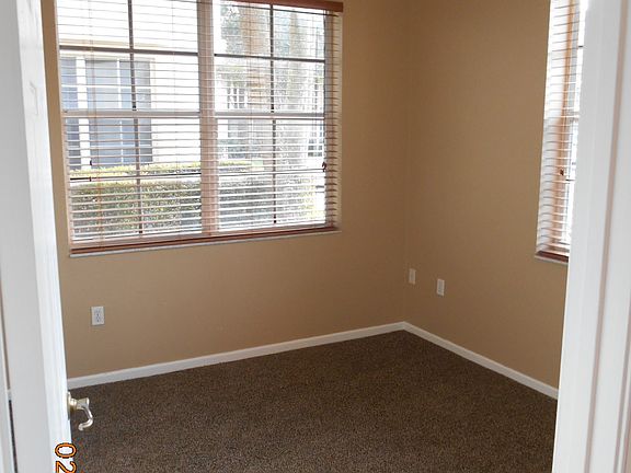 2nd image of 4736 Chancellor Dr Fl 1ST