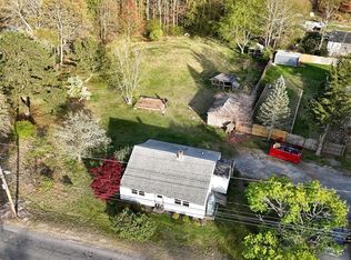 208 Rhode Island Rd, Lakeville, MA 02347