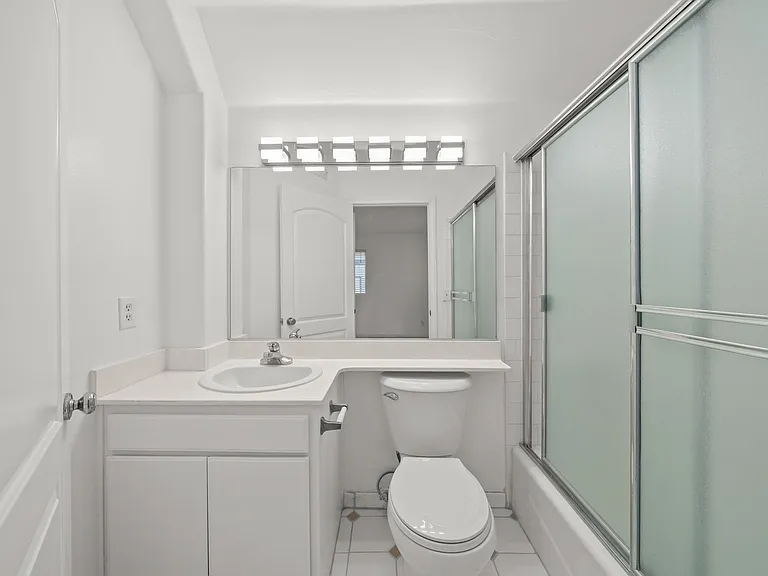 Second bedroom bathroom.
