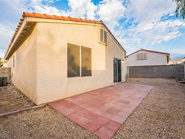 7224 Pinon Crest Ct — Photo 19