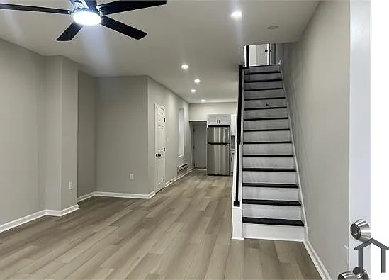 3 bed, 956 sqft, $2,200 — Photo 4