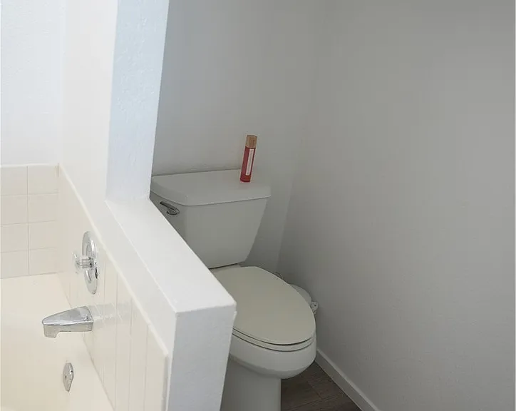 1571 Yellowwood Dr — Photo 11
