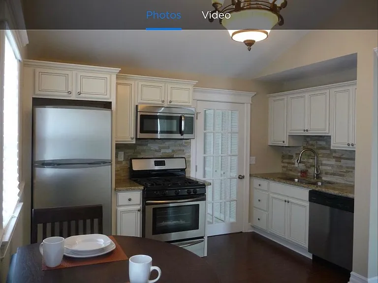 1351 Chapin Ave — Photo 2