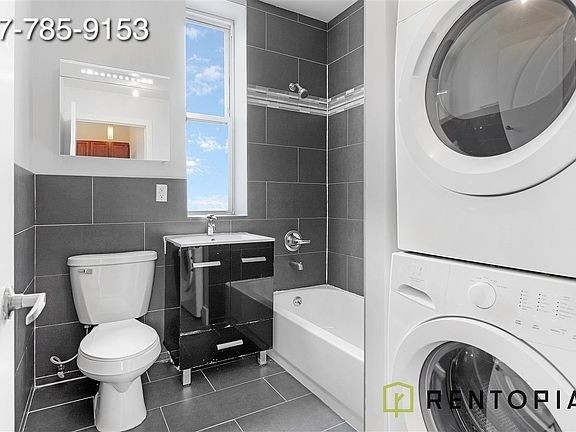 3rd image of 161 Maujer St #3Z