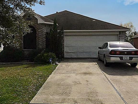 4th image of 926 Regional Park Dr