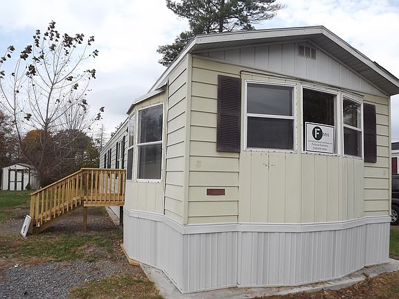 2nd image of 1734 Us Route 9w Lot 14