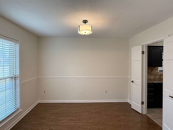 5th image of 2639 Cedar Ridge Dr