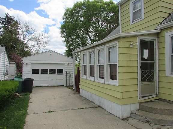 2nd image of 3310 Summerdale Ave