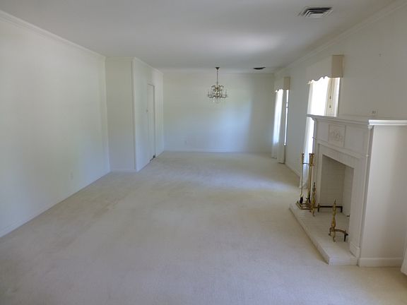 Large Living Area
