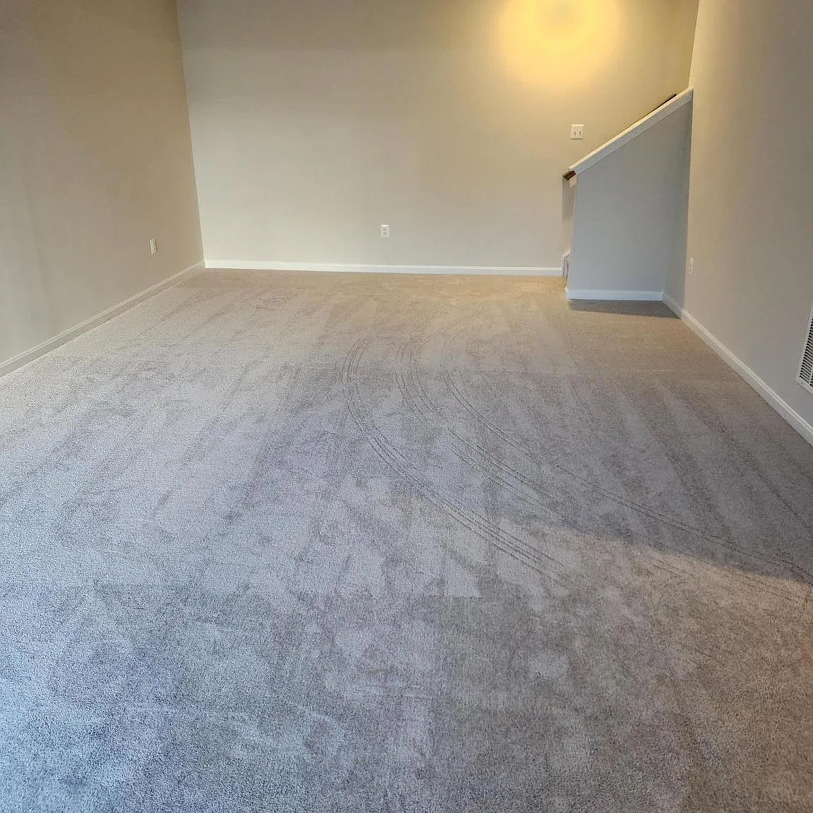 4 bed, 3.5 bath, 2579 sqft, $2,600 — Photo 2