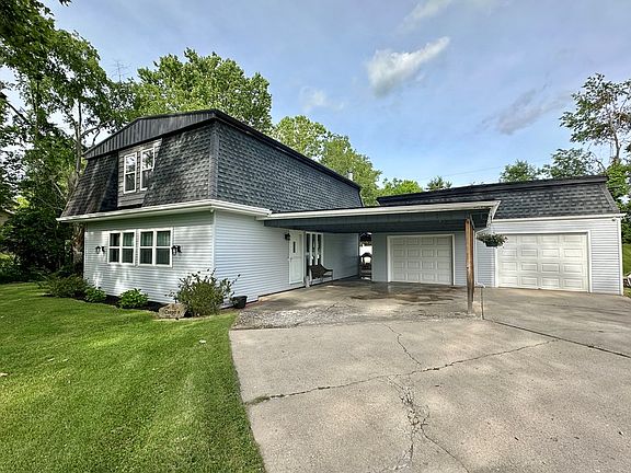 3rd image of 211 Ruth Ann Dr