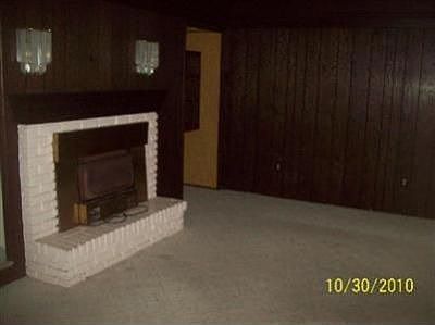 4th image of 95 E 202nd St