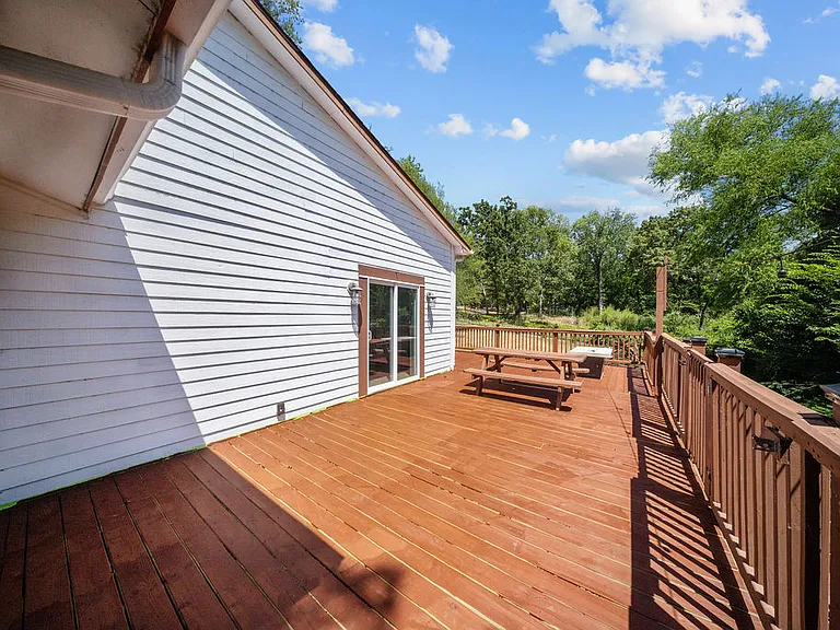 203 Farmer Dr — Photo 36