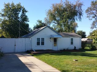 321 Marquette Rd, Machesney Park, IL 61115