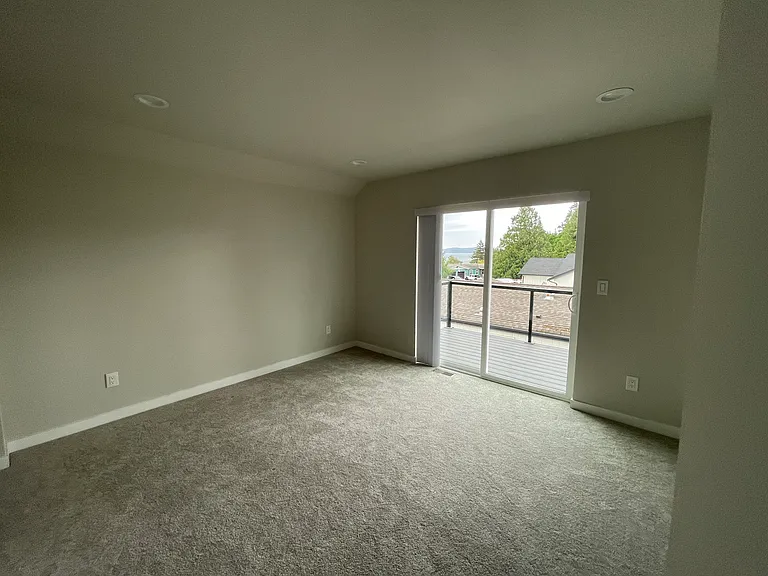 3722 Cyprus Way — Photo 13