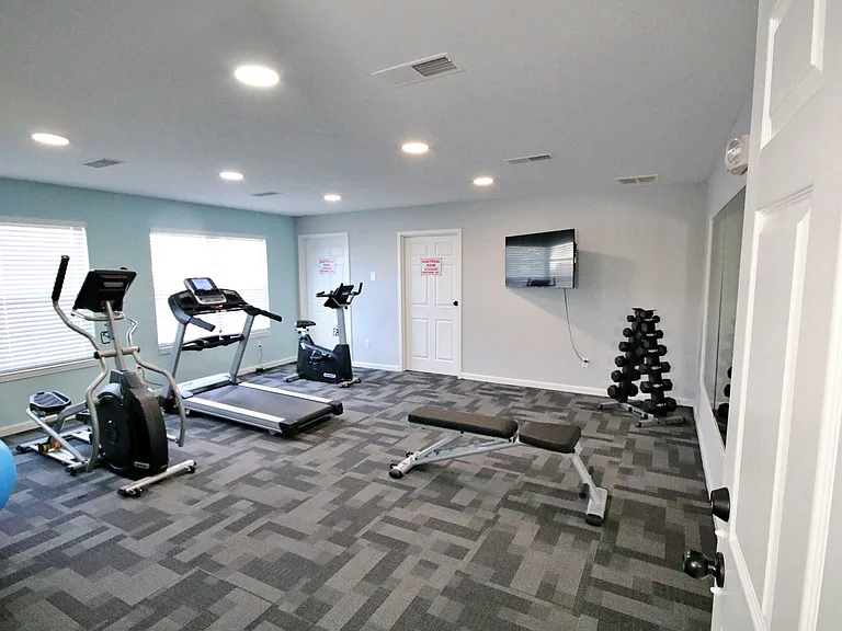 393 N County Road 300 E — Photo 10