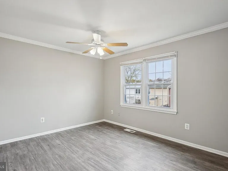 9490 Mooregate Ct — Photo 23