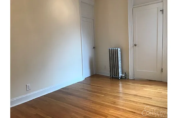 Rented by City Connections Realty | media 36