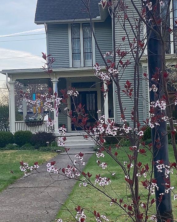 2nd image of 422 E Court St