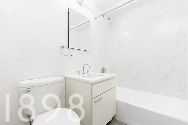 Rented by A&E Real Estate Management | media 10