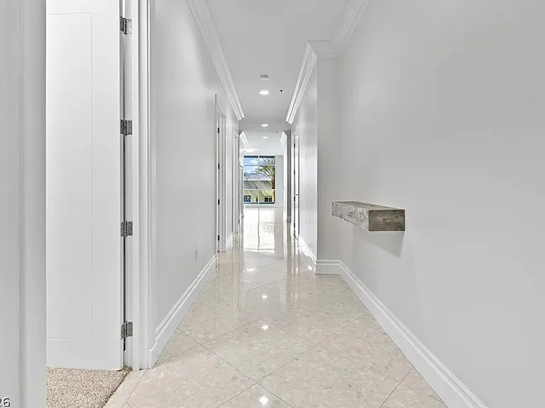4525 Dean Martin Dr #304 — Photo 5