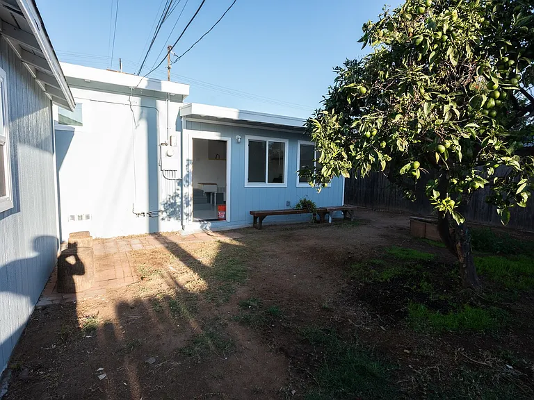 364 2nd Ave — Photo 38