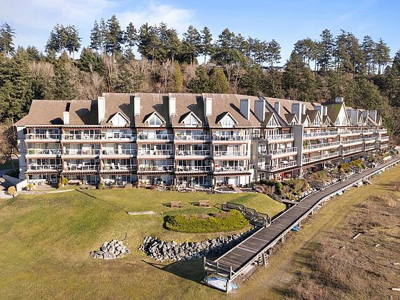 4th image of 1120 Tsatsu Shores Dr #320