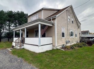 1235 Gardners Neck Rd, Swansea, MA 02777