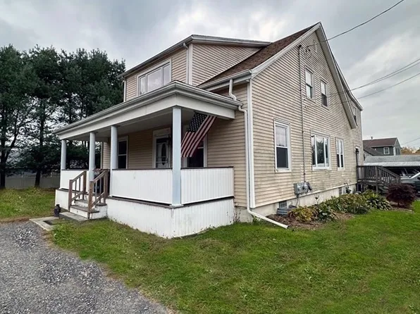 1235 Gardners Neck Rd, Swansea, MA 02777