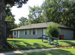 2206 N Pierce Ave, Springfield, MO 65803