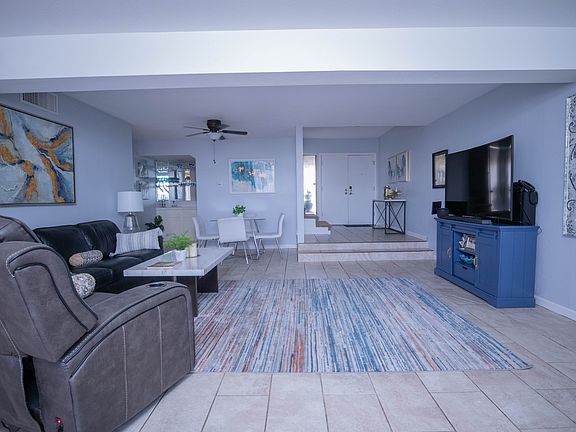 3rd image of 35528 Calle San Carlos