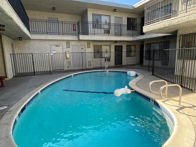 6460 Mammoth Ave #104 — Photo 13