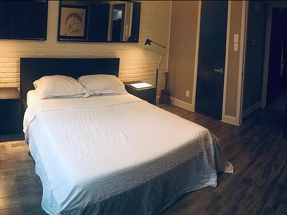 4th image of 2744 Briarhurst Dr APT 47