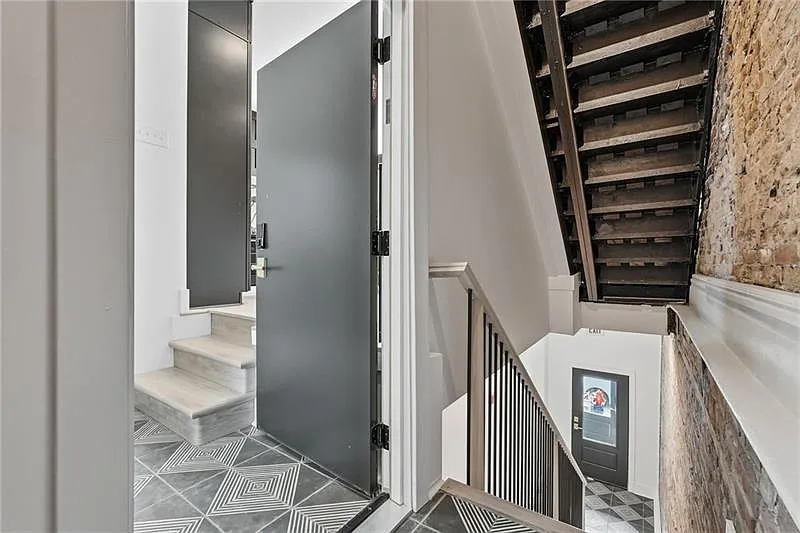 2 bed, 1600 sqft, $3,500 — Photo 3