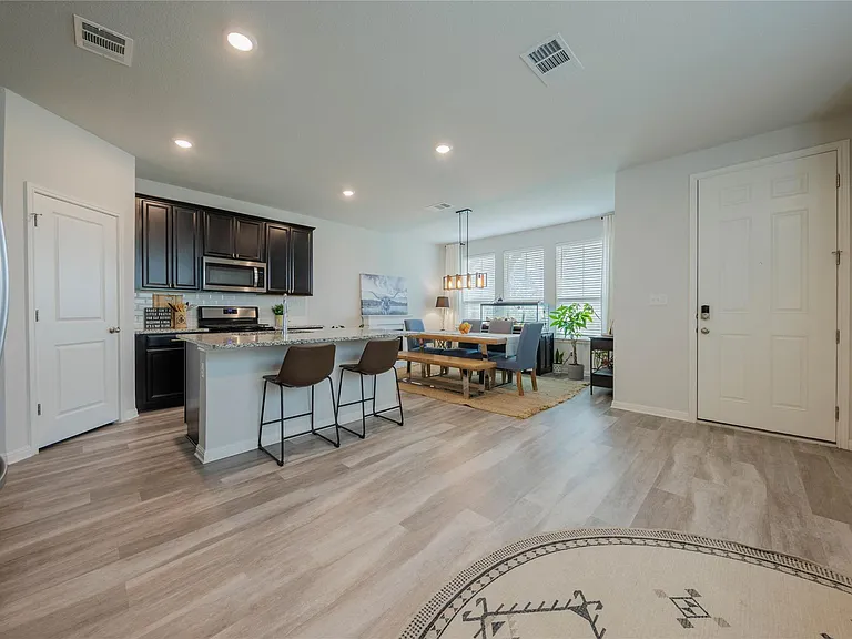 821 Lone Peak Way — Photo 4